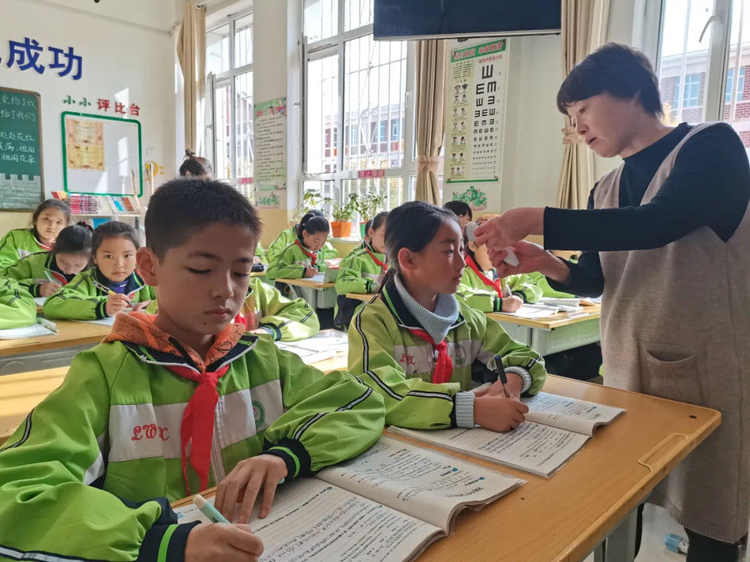 灵武市小学最新动态报道